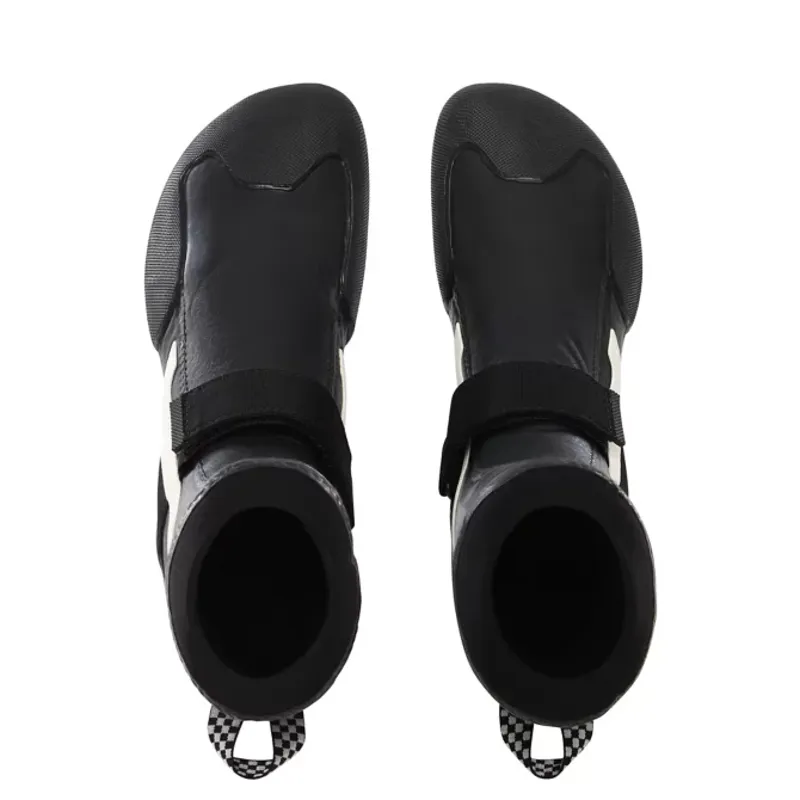 Vans 5mm Surf Boot 2 Hi V in Black-2